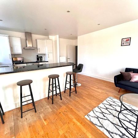 Bright & Modern 2-Bed Apartment In Vibrant East Londra Dış mekan fotoğraf